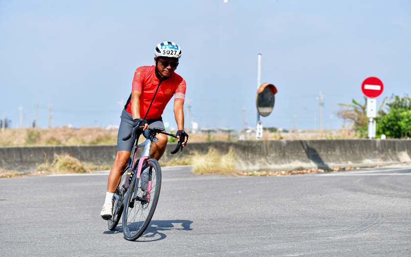 運動與健康,單車騎行,單車旅行,台灣車友,專案訂製行程,山海戀單車,單車看見台灣,山海戀車友故事,退休人生